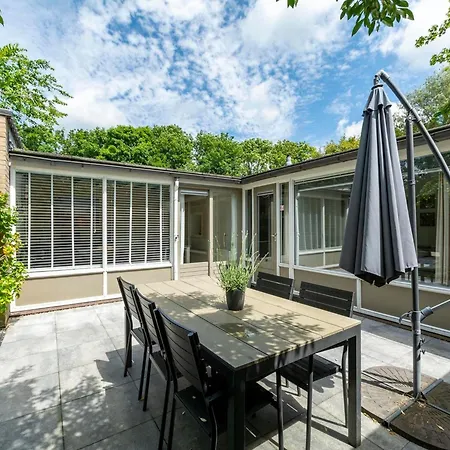 Casa de Férias In Sint Maartenszee Near The Sint Maartensvlotbrug